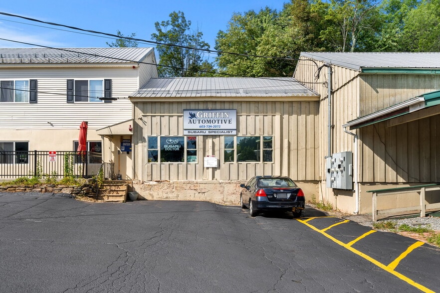 More Photos Of 313 Route 125, Brentwood Light Distribution For Lease