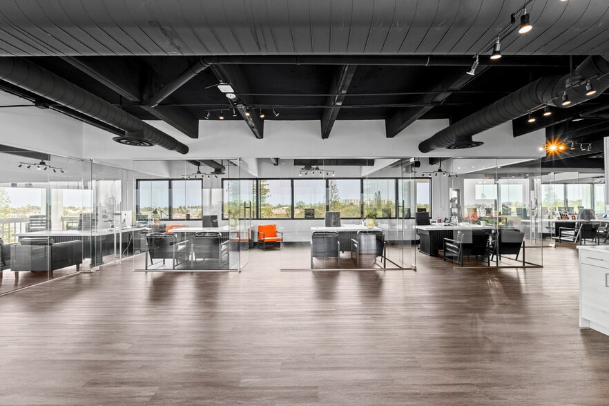 More Photos Of 1016 Clemons St, Jupiter Loft Creative Space For Lease