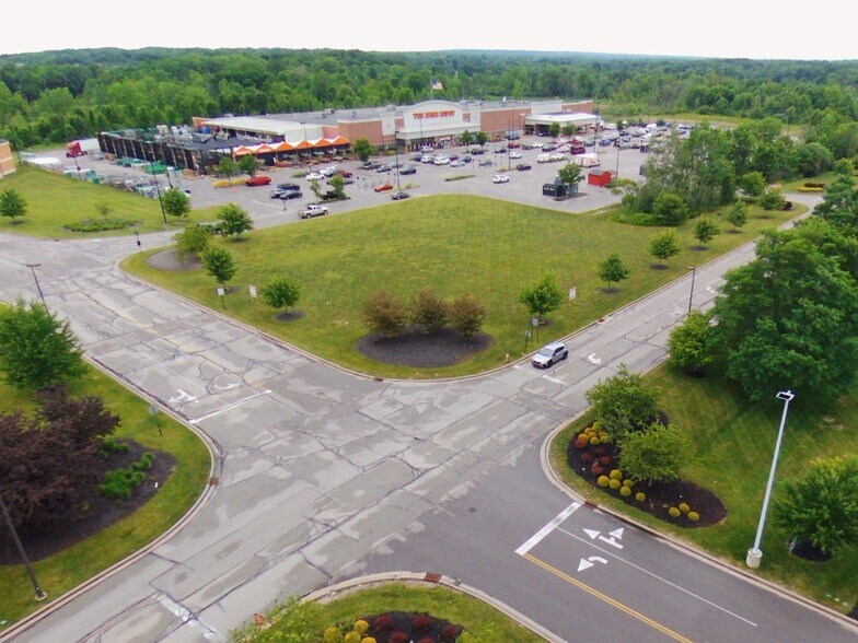 Primary Photo Of N Market Place Dr, Chagrin Falls Freestanding For Lease