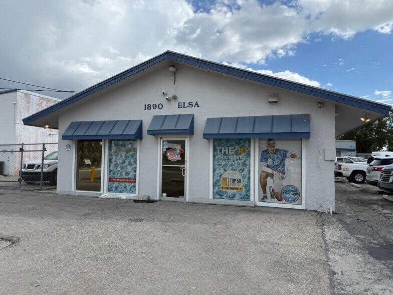 More Photos Of 1896 Elsa St, Naples Warehouse For Lease