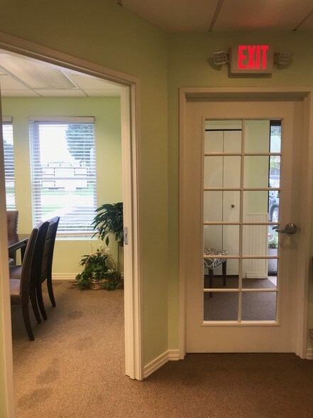 More Photos Of 33576-33596 Harper Ave, Clinton Township Office For Lease
