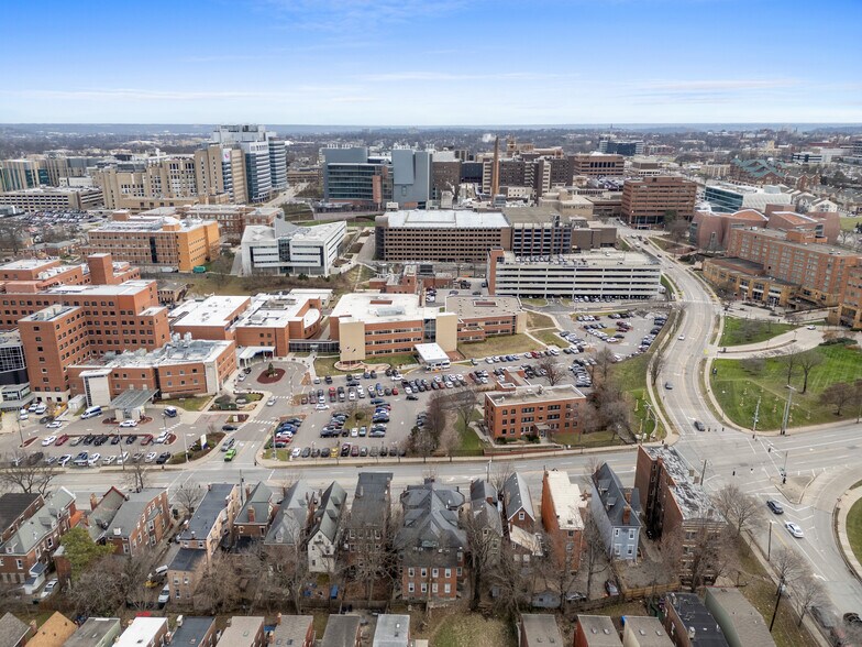 More Photos Of 3213 Vine St, Cincinnati Apartments For Sale