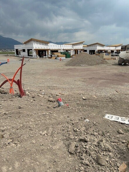 More Photos Of 1750 N Redwood Rd, Saratoga Springs Unknown For Lease