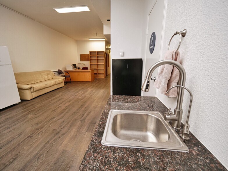 More Photos Of 1927-1929 Taraval St, San Francisco Apartments For Lease