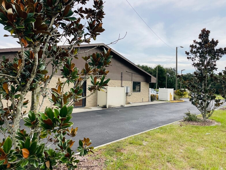 More Photos Of 35354-35364 State Road 54, Zephyrhills Unknown For Lease