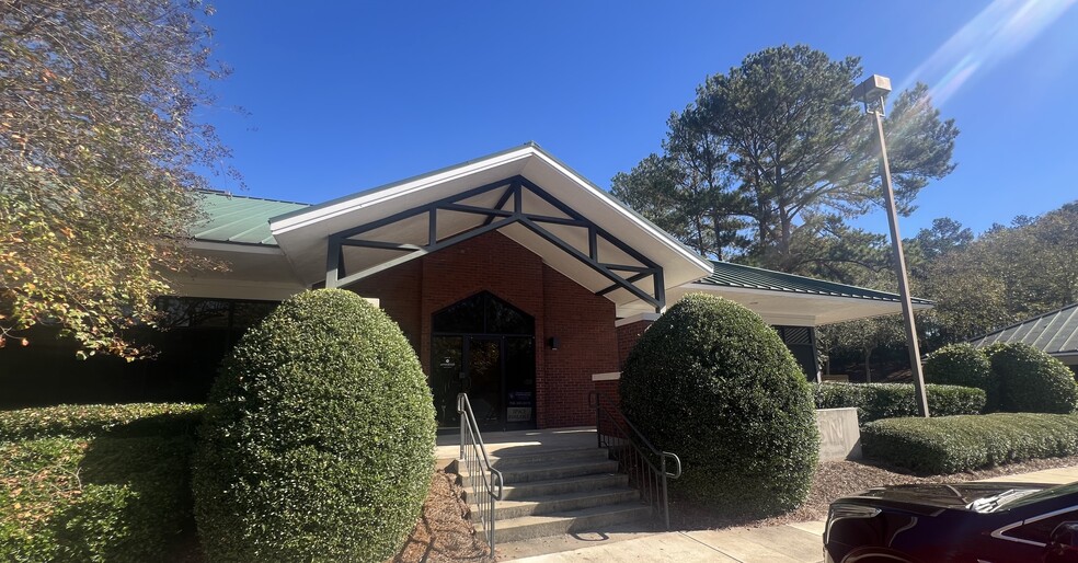 Primary Photo Of 200 Brookstone Centre Parkway, Columbus Medical For Lease