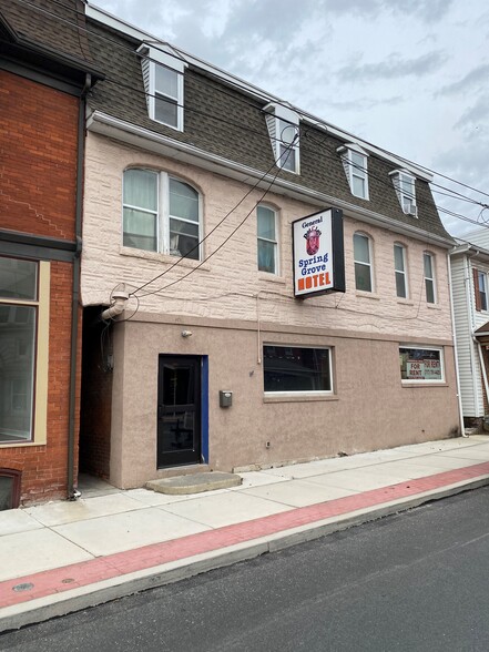 Primary Photo Of 128 S Main St, Spring Grove Storefront Retail Residential For Lease