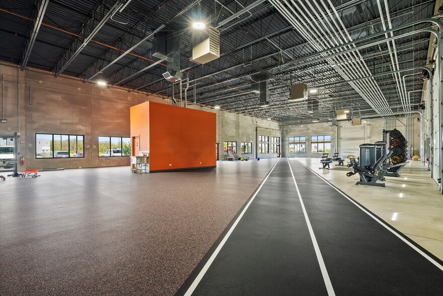 More Photos Of 1414-1440 Bolingbrook Dr, Romeoville Industrial For Sale