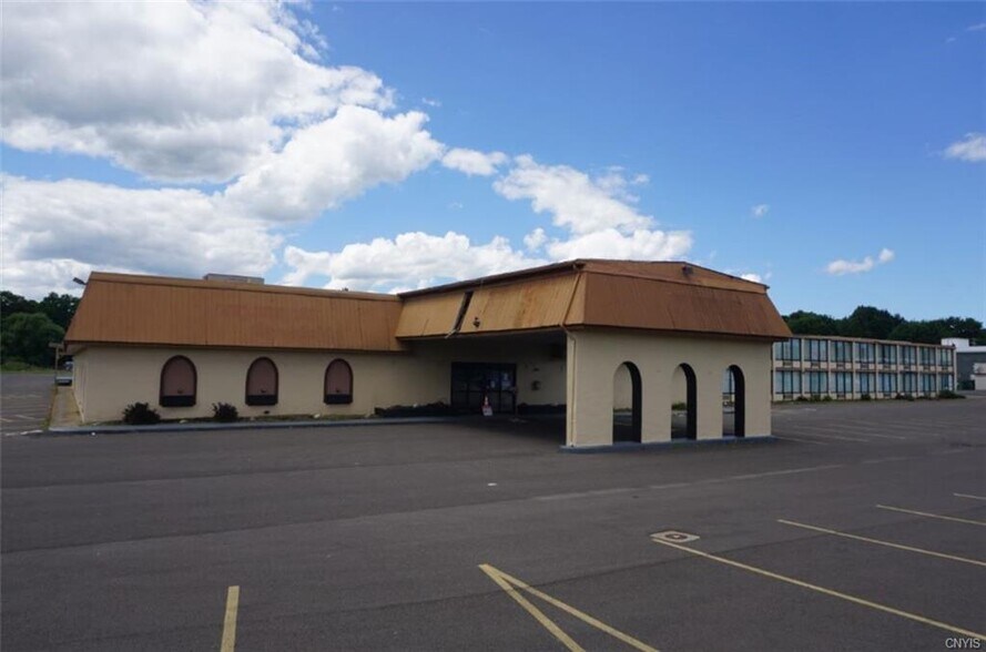 More Photos Of 125 N Main St, Newark Hotel For Sale