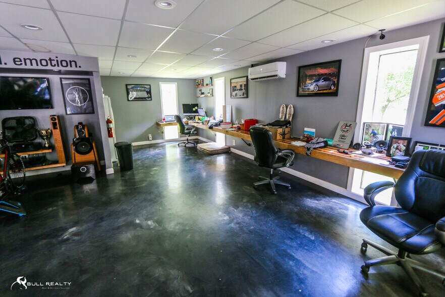 More Photos Of 263 Hightower Pky, Dawsonville Industrial For Lease