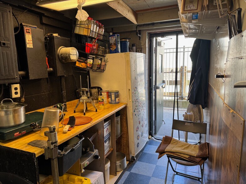 More Photos Of 470 N Franklin St, Holbrook General Retail For Sale