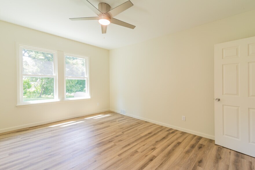 More Photos Of 506 E Marion St, Shelby Apartments For Sale