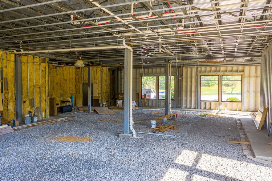 More Photos Of 550 Town Creek Rd, Lenoir City Medical For Lease
