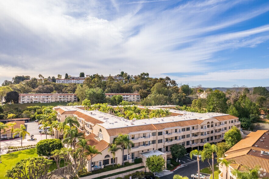 More Photos Of 24300 El Toro Rd, Laguna Woods Assisted Living For Lease