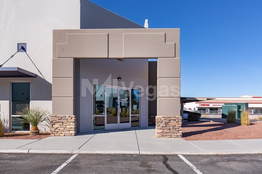 More Photos Of 2645 W Cheyenne Ave, North Las Vegas Research And Development For Sale