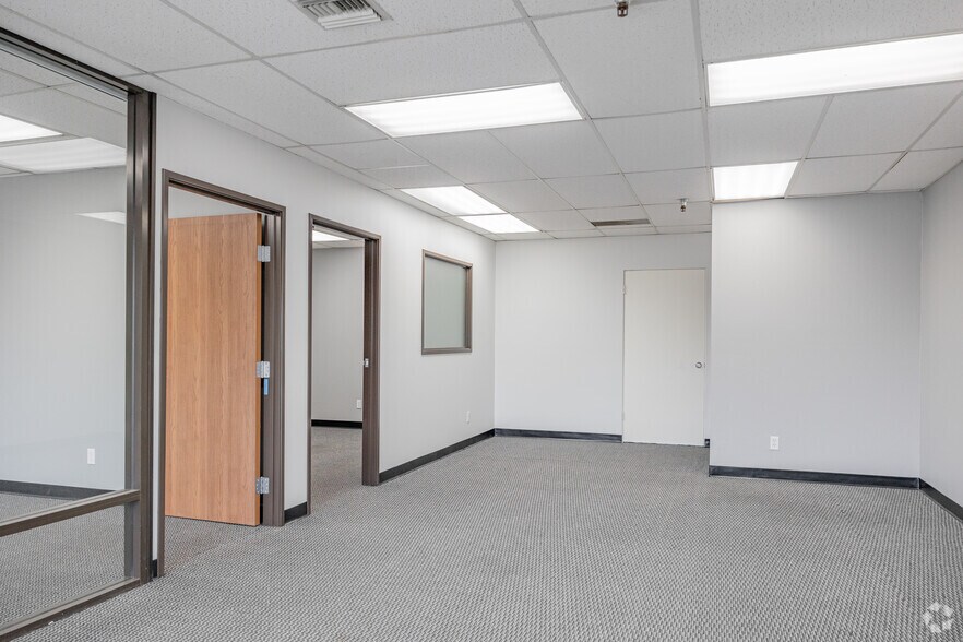 More Photos Of 438 E Katella Ave, Orange Office For Lease