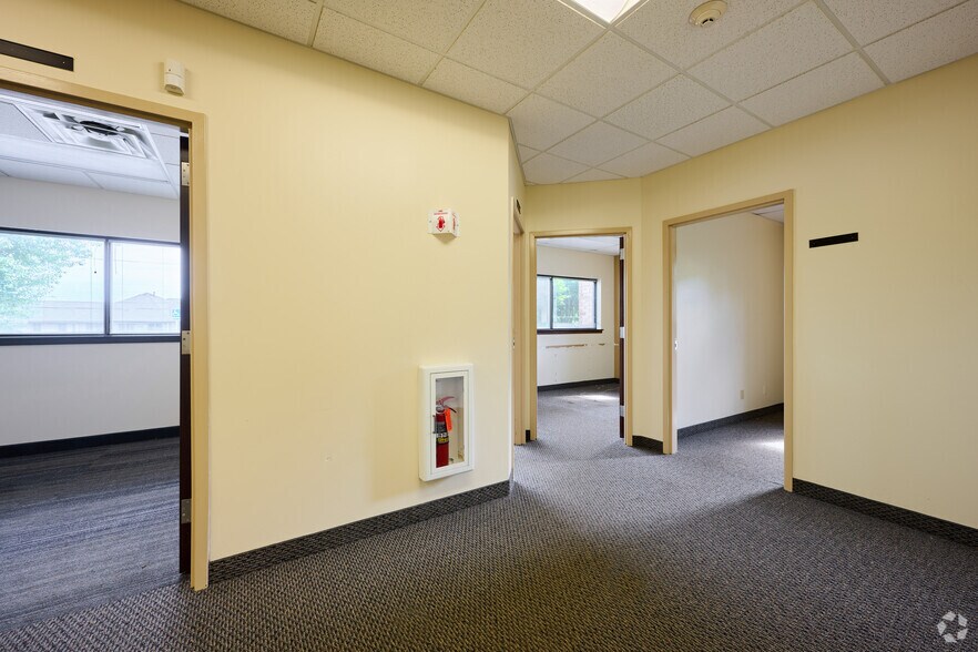 More Photos Of 1170 Pittsford-Victor Rd, Pittsford Office For Sale