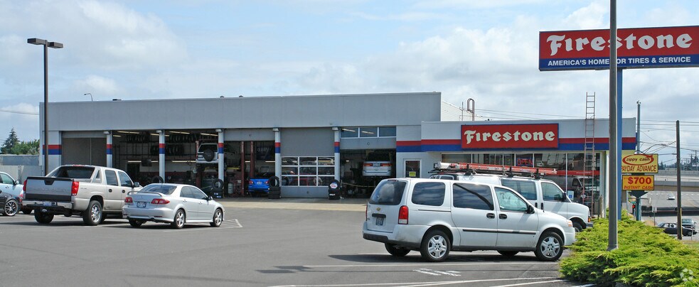 More Photos Of 6111-6201 6th Ave, Tacoma Unknown For Lease