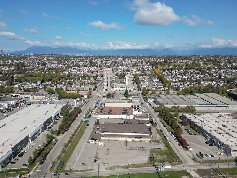 More Photos Of 8324 Fraser St, Vancouver Warehouse For Lease