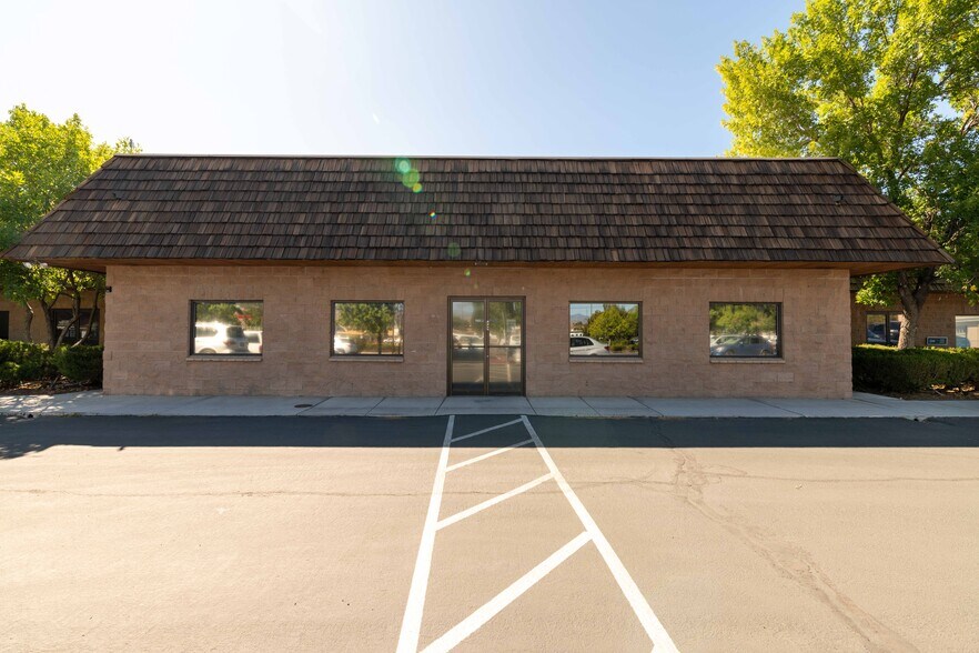 More Photos Of 1300-1390 S Curry St, Carson City Medical For Sale
