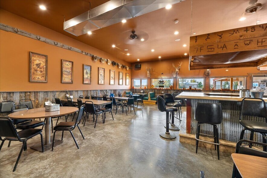 More Photos Of 17500 Hwy 34, Enning Storefront For Sale