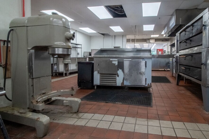 More Photos Of 127 S Main St, Ellenville Fast Food For Sale