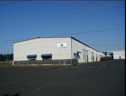 More Photos Of 6210 E 18th St, Vancouver Warehouse For Lease