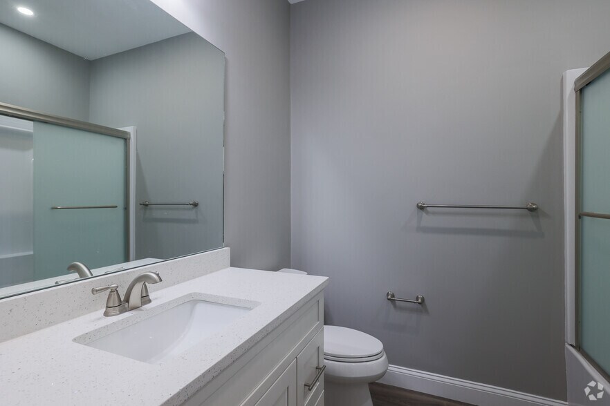 More Photos Of 3 Meeting House Rd, Chelmsford Apartments For Lease