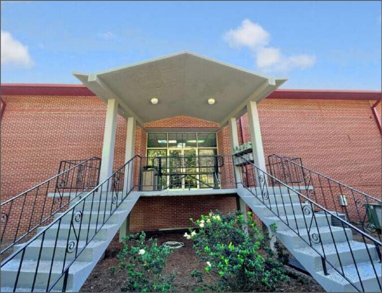 More Photos Of 173-245 Kilgore Rd, Carrollton Unknown For Lease