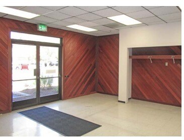 More Photos Of 1440 Guerneville Rd, Santa Rosa Office For Lease