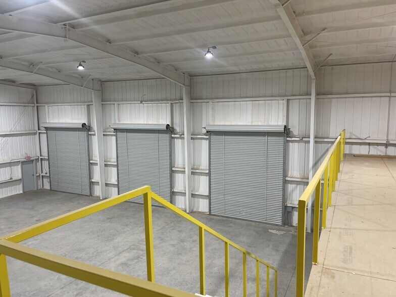 More Photos Of 4505 E County Rd 45 B, Midland Industrial For Lease