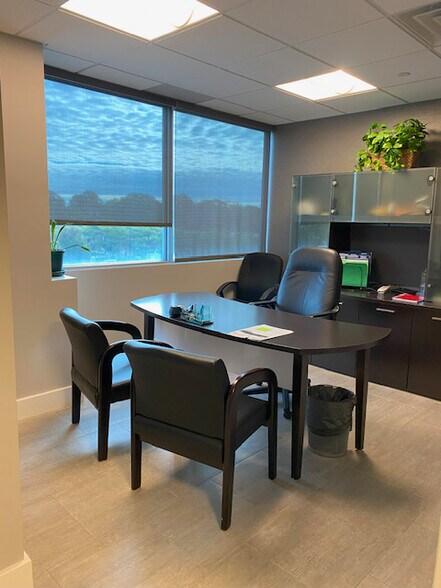 Primary Photo Of 1111 Broadhollow Rd, Farmingdale Medical For Lease