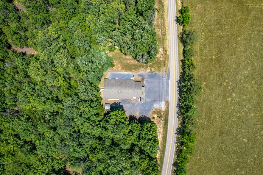 More Photos Of 1001 Mount Torrey Rd, Lyndhurst Office For Sale