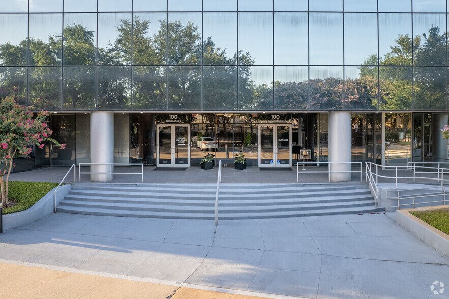 More Photos Of 100 Glenborough Dr, Houston Office For Lease