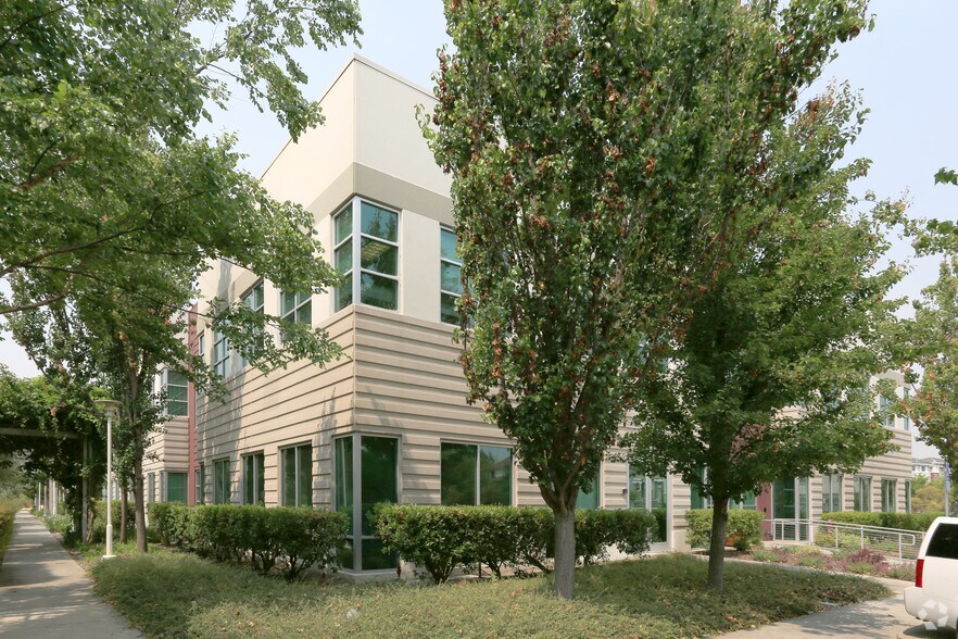 More Photos Of 4830 Business Center Dr, Fairfield Office For Lease