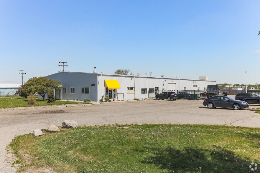 Primary Photo Of 3240 W Grand River Ave, Howell Warehouse For Sale