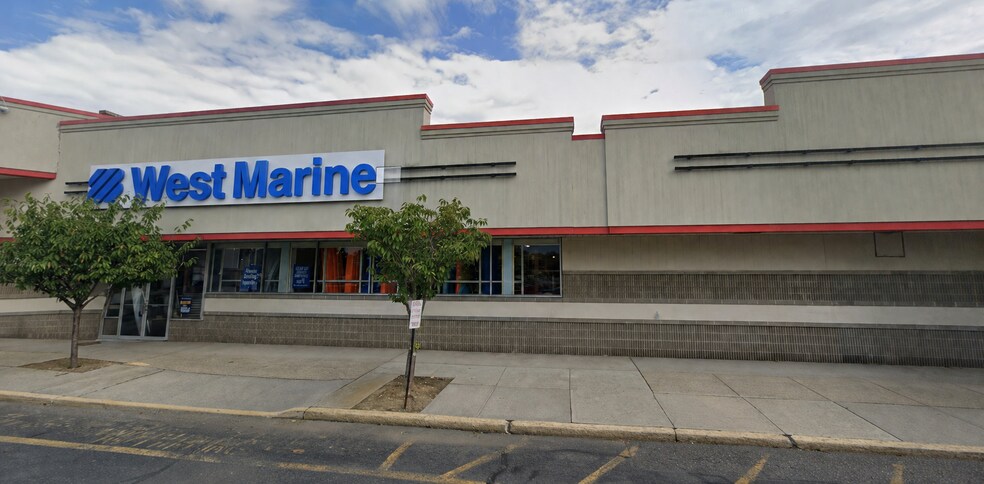 More Photos Of 1087-1103 Old Country Rd, Riverhead Unknown For Lease