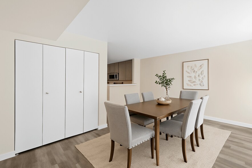 More Photos Of 123 NE 112th Ave, Bellevue Apartments For Lease