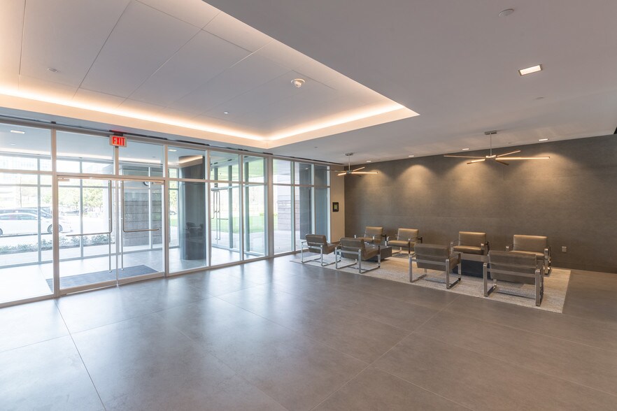 More Photos Of 11501 Burnet Rd, Austin Unknown For Lease