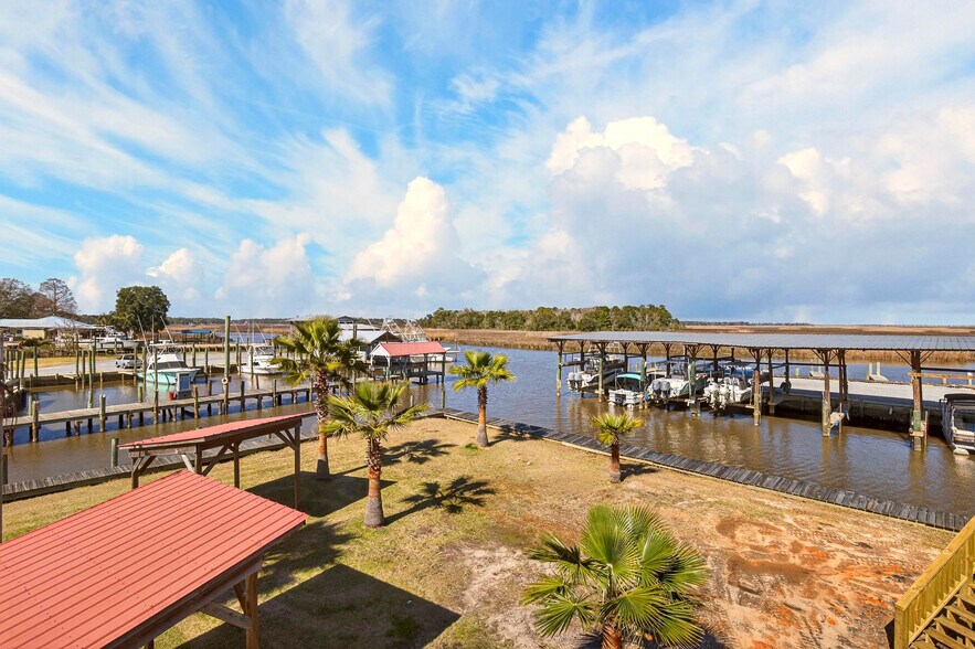 More Photos Of 3308 Mary Walker Dr, Gautier Marina For Sale