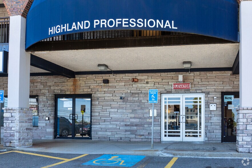 More Photos Of 84 Highland Ave, Salem Medical For Lease