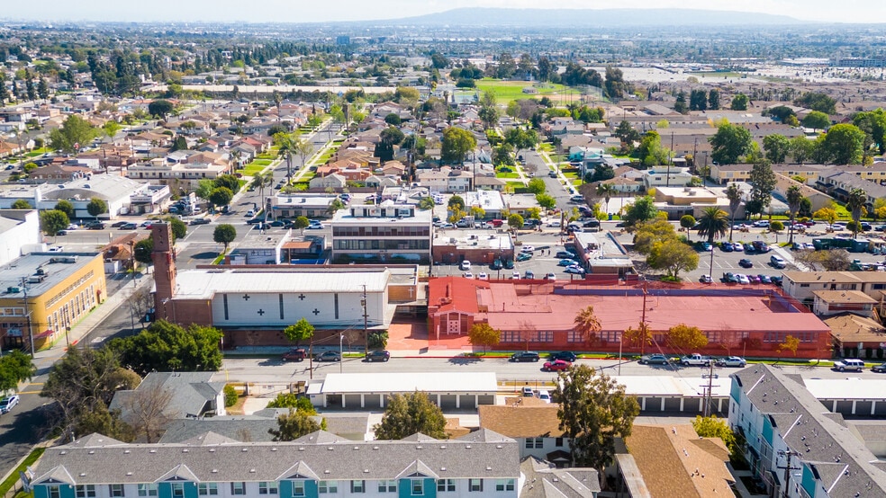 More Photos Of 3320 W 85th St, Inglewood Apartments For Sale