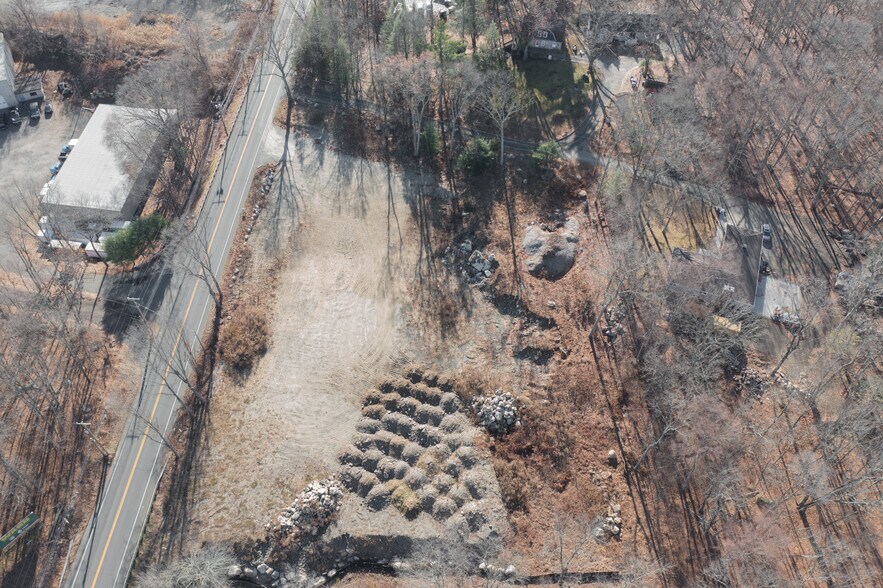 More Photos Of 909 Main St, Monroe Land For Sale