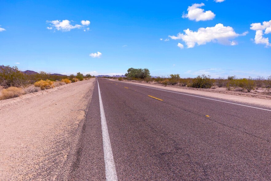 More Photos Of 53900 W Salome Hwy, Tonopah Land For Sale