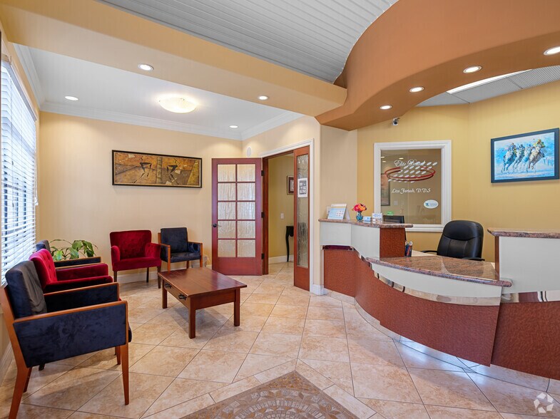 More Photos Of 652-670 E Santa Clara St, San Jose Medical For Sale