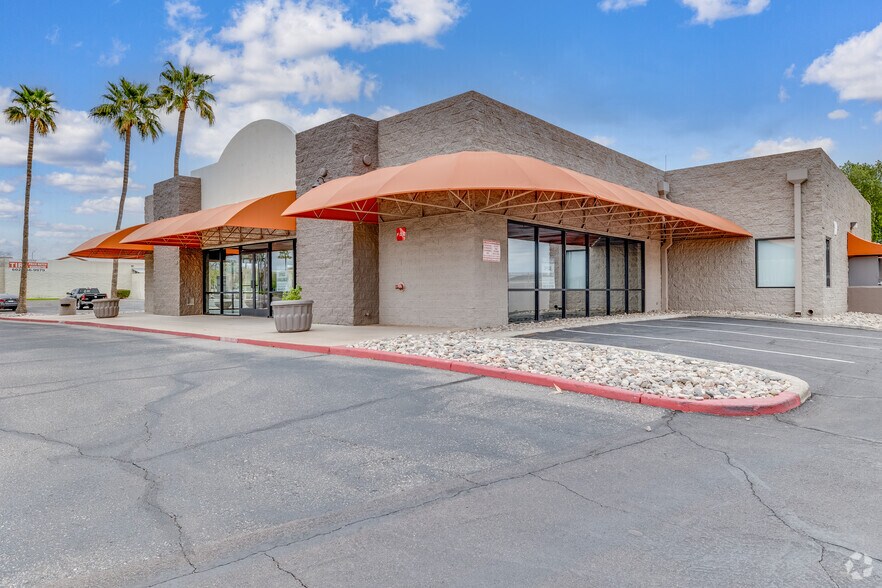 Primary Photo Of 1107 E Bell Rd, Phoenix General Retail For Lease