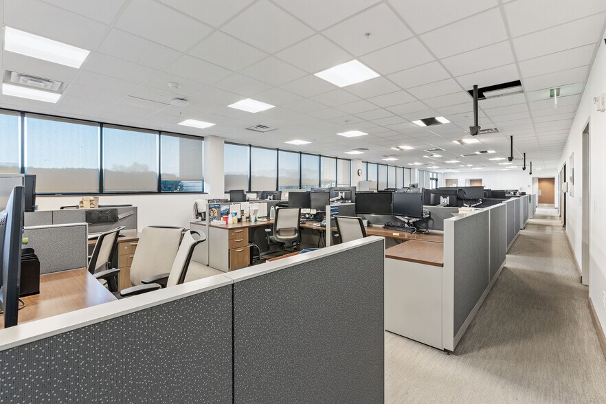 More Photos Of 1403-1405 W 2200 S, Salt Lake City Office For Lease