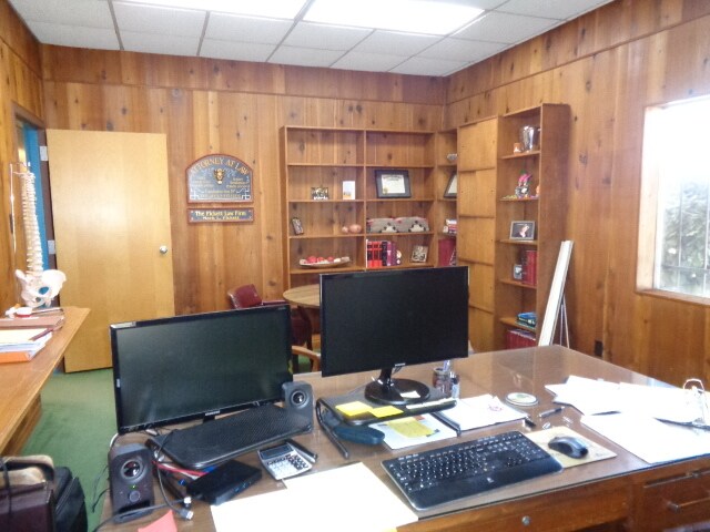 More Photos Of 500 N Church St, Las Cruces Loft Creative Space For Sale