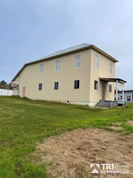More Photos Of 7672 S Shingle Rd, Shingle Springs General Retail For Sale