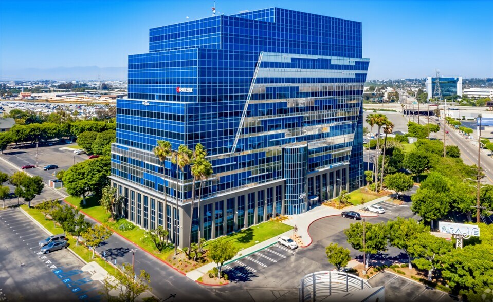 More Photos Of 879 W 190th St, Gardena Coworking Space